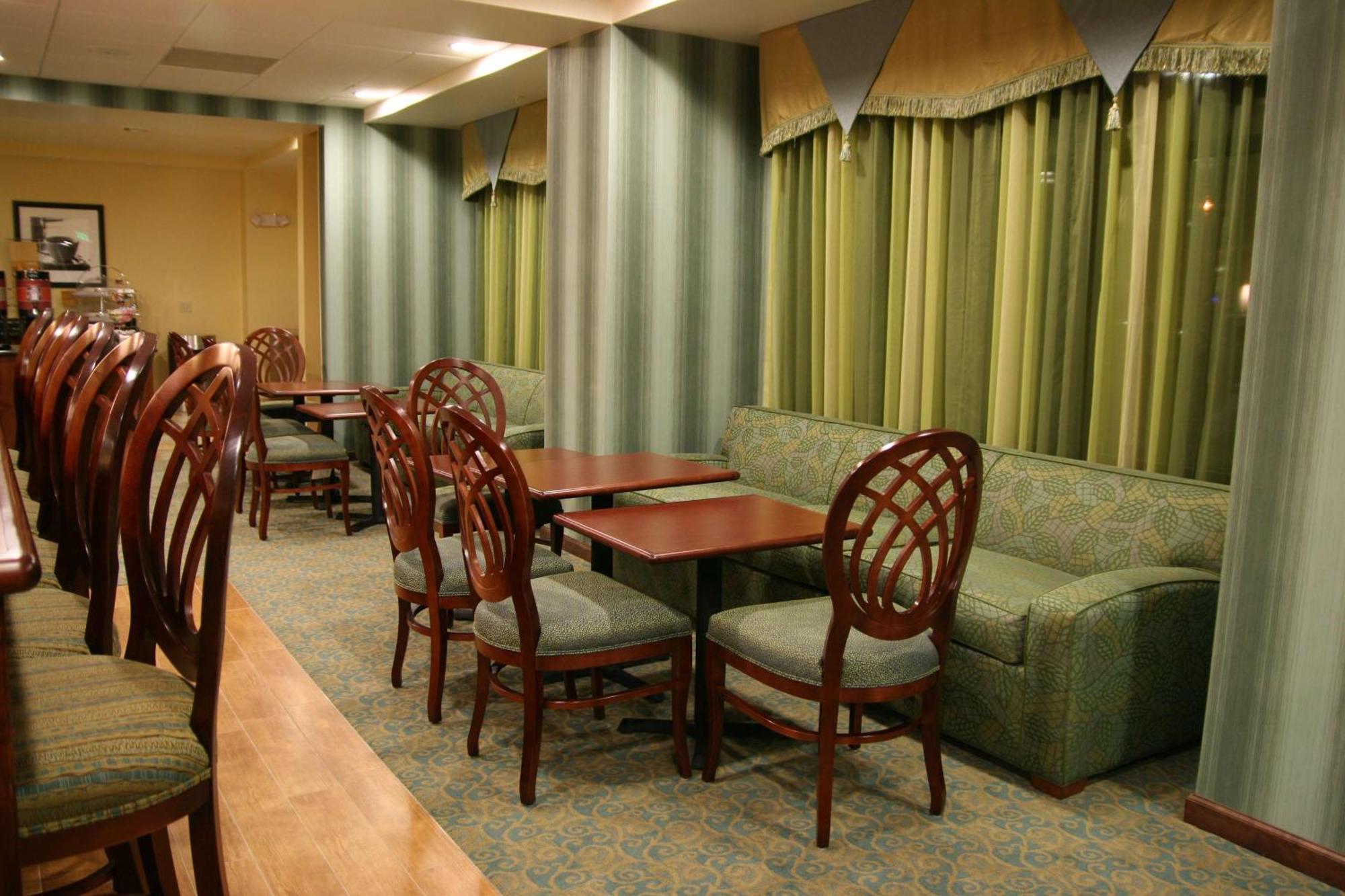 Hampton By Hilton Otel Brentwood Dış mekan fotoğraf