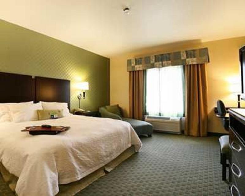 Hampton By Hilton Otel Brentwood Dış mekan fotoğraf